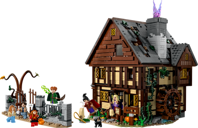2316pcs 10900 Hocus Pocus The Sanderson Sisters' Cottage CN