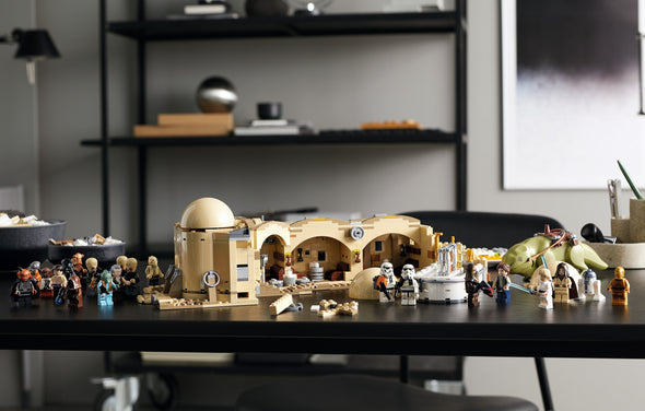 3187PCS Mos Eisley Cantina king X1960 60016 88801 75290 US