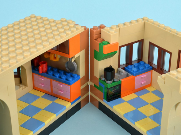 The Simpsons House(2523pcs) and The Simpsons KWIK-E-MART(2218pcs) 71016 71006